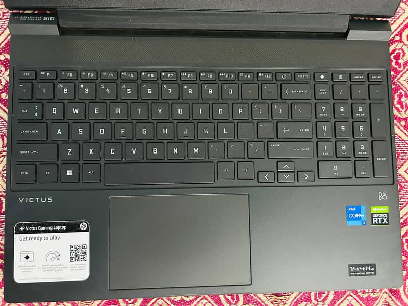HP Victus 0