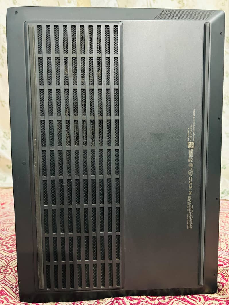 HP Victus 2