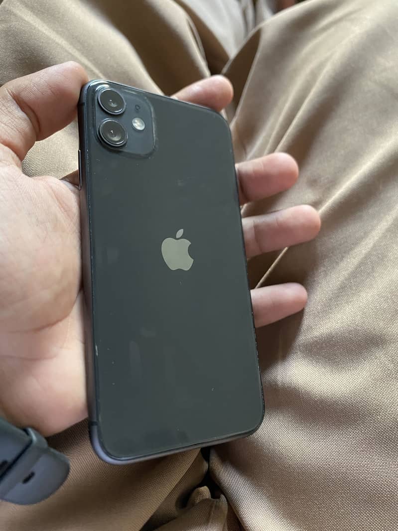 Apple iPhone 11 0