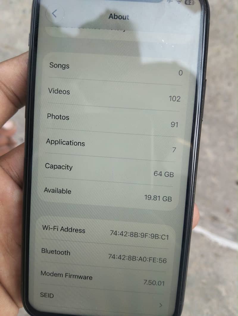 Apple iPhone 11 Pro 4