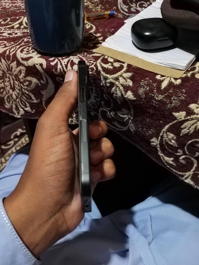 Apple iPhone 15 1