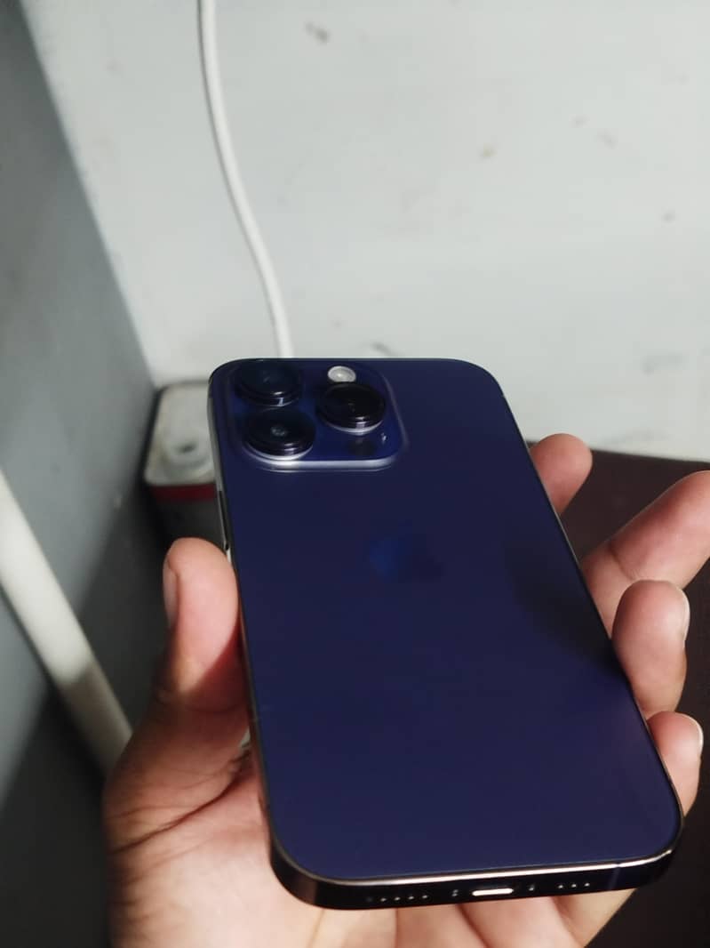 Apple iPhone 14 Pro 4