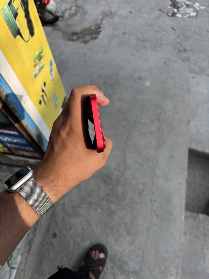 Apple iPhone 14 jv 4