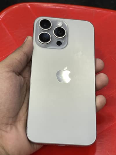 Apple iPhone 15 Pro Max