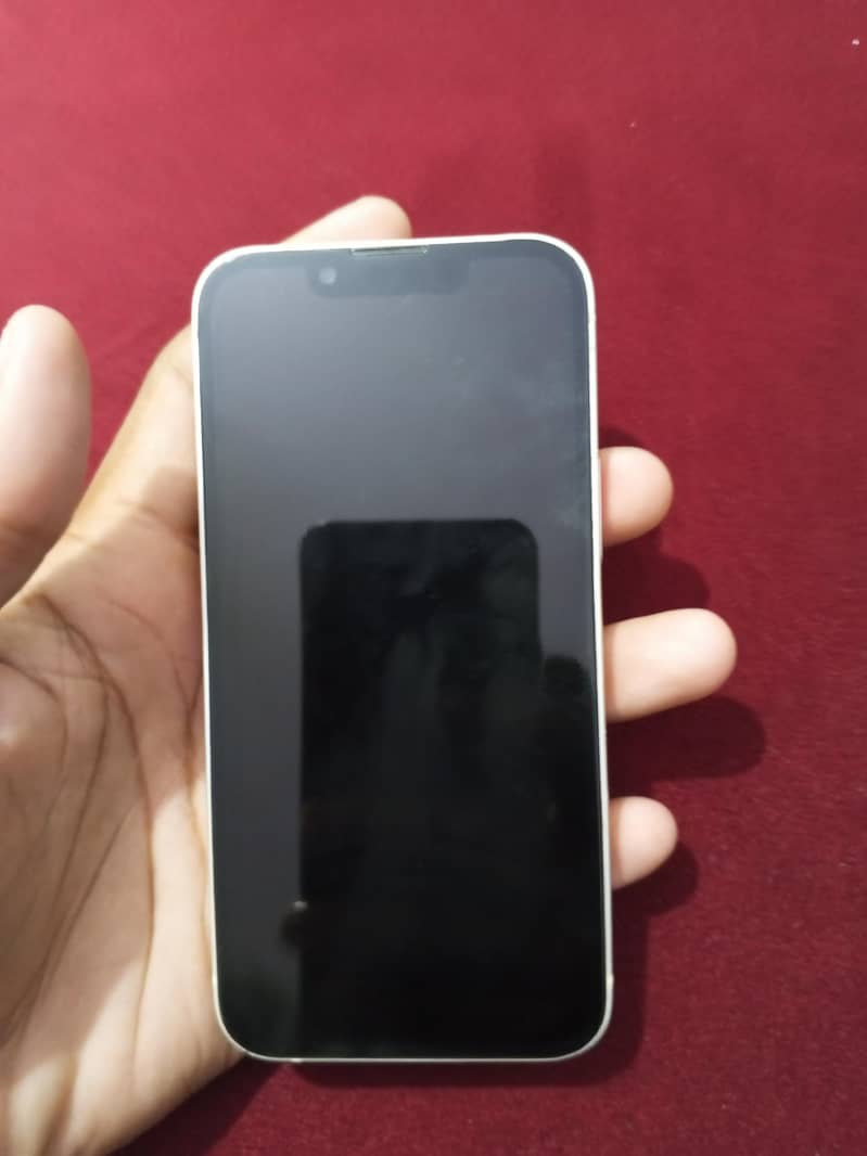 Apple iPhone 13 mini 4