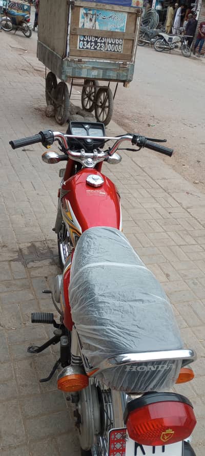 Honda CG 125 2025