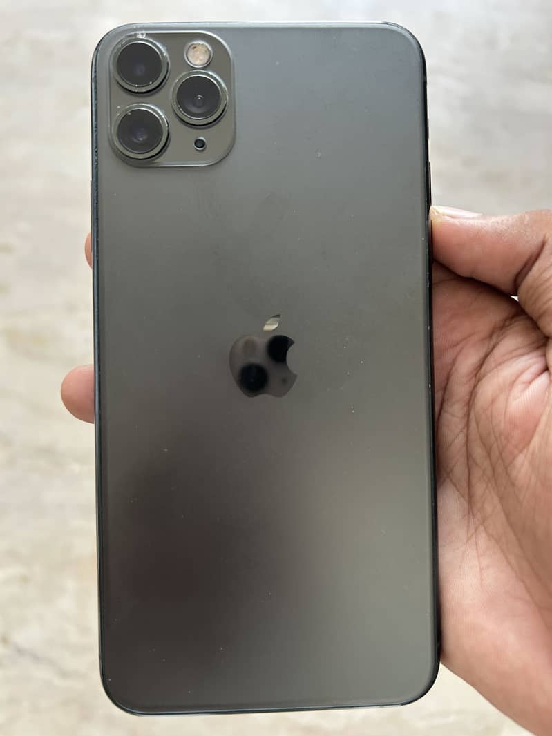 Apple iPhone 11 Pro Max 1