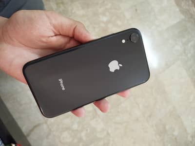 Apple iPhone XR
