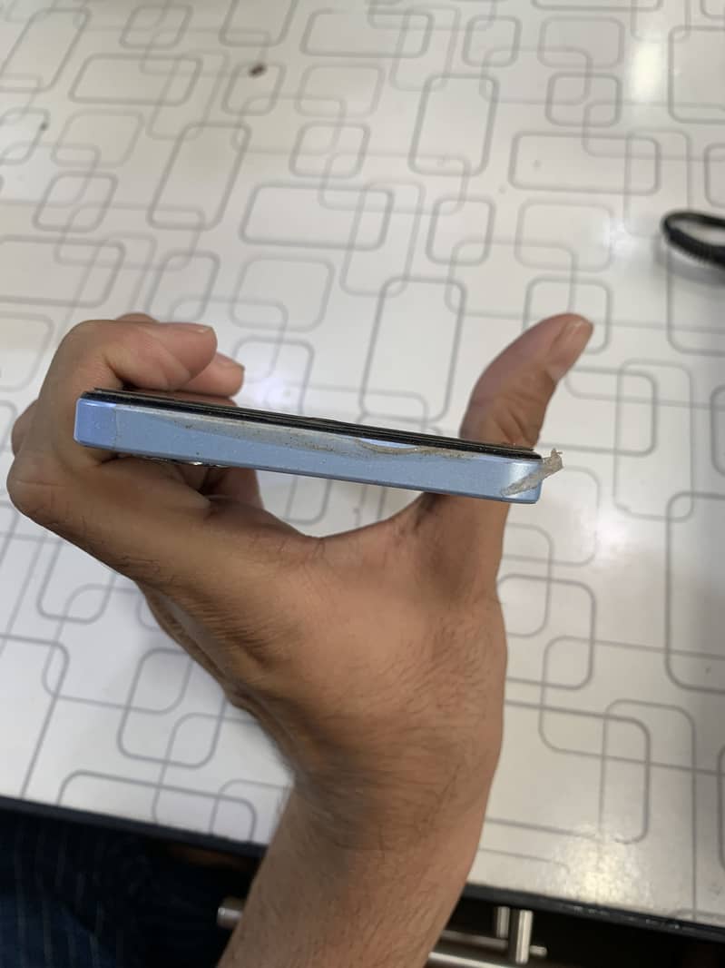 Realme Note 50 4