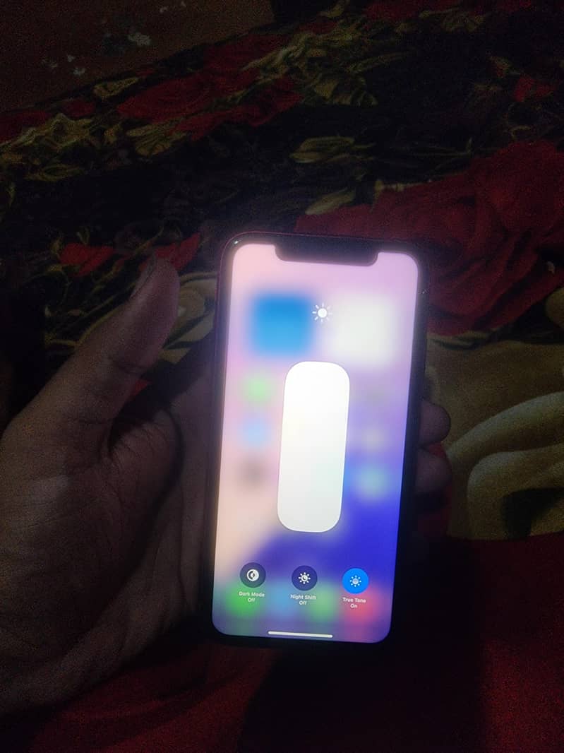 Apple iPhone 11 4