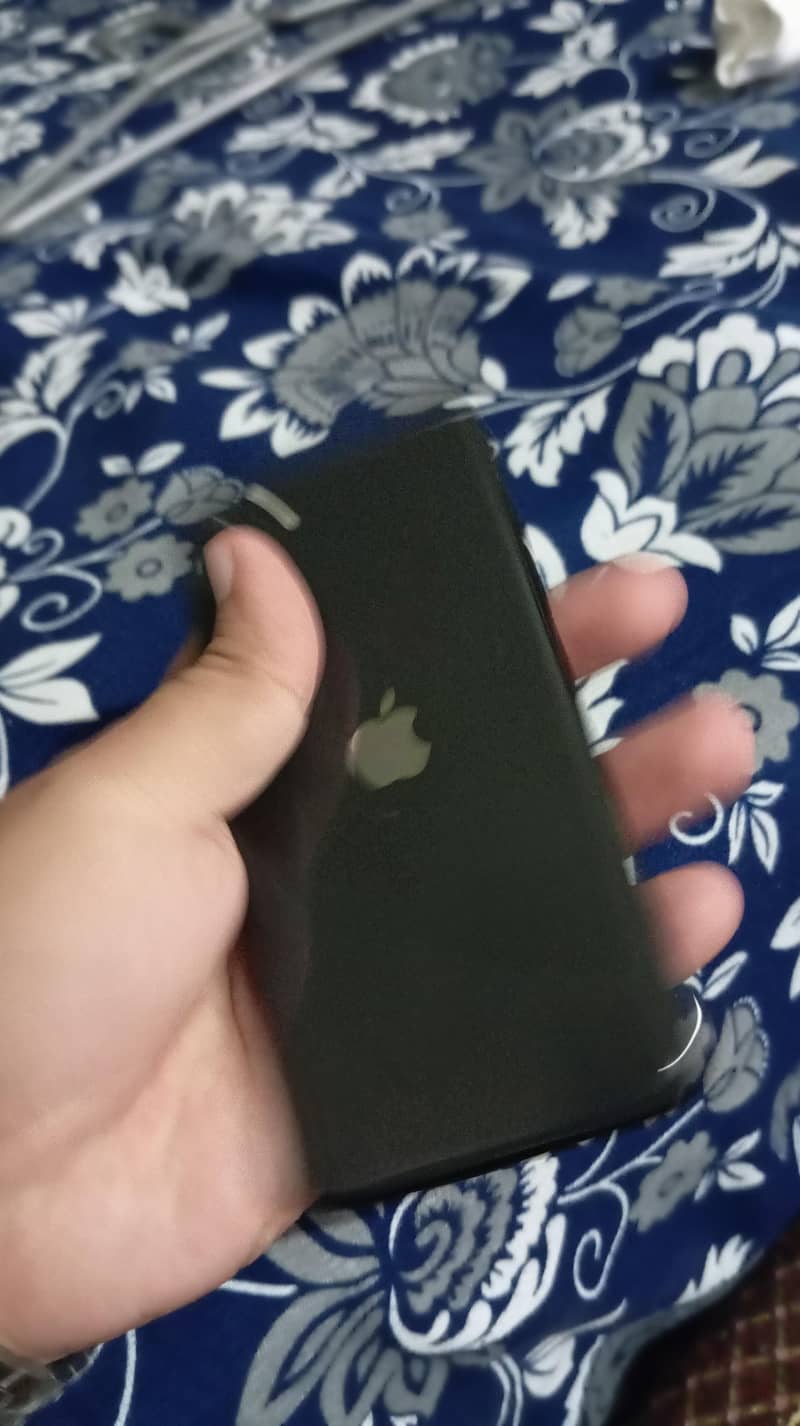 Apple iPhone SE 4