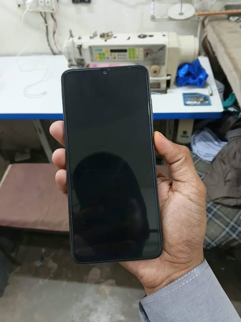 Samsung Mobile A06 1