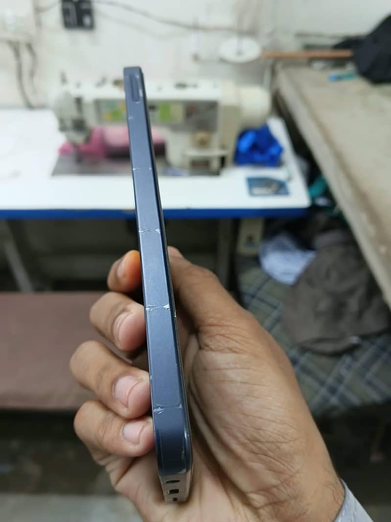 Samsung Mobile A06 2