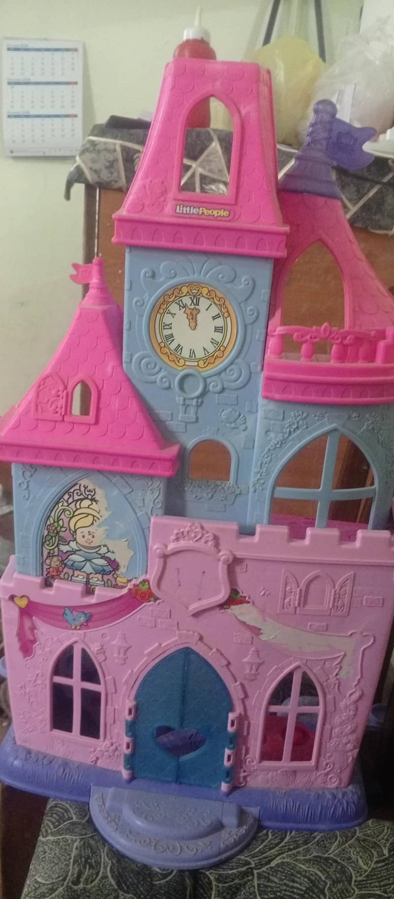 Doll house 0