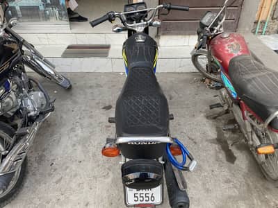 HONDA 125 26 MODEL NEW CONDITION BIO MATRIC ON THE SPOT