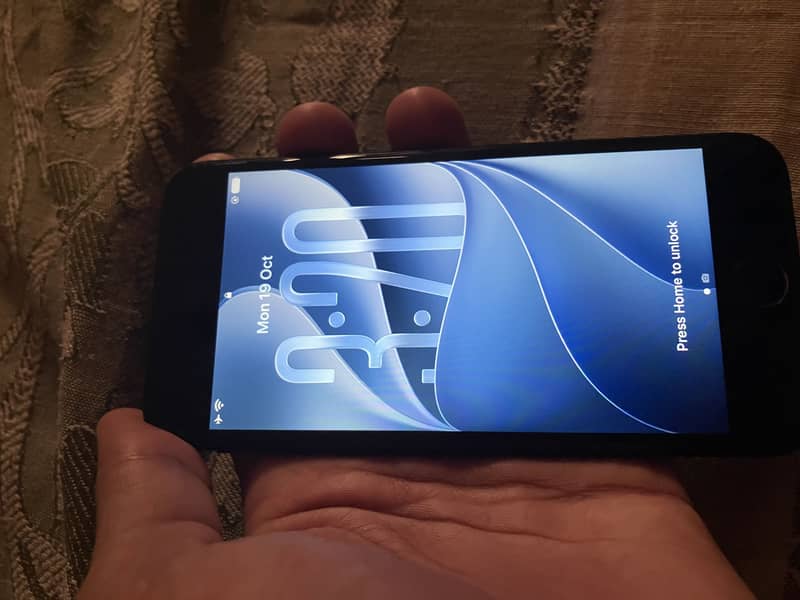 Apple iPhone SE 4