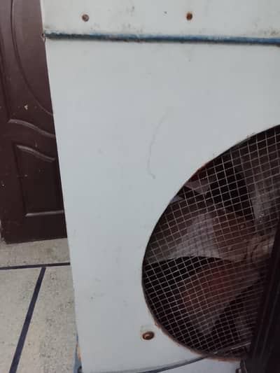 air cooler in good condition one year use