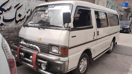 Van Mazda 2200 Best Clean Condition