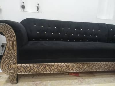 black  colour  L. shaped