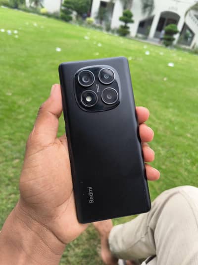 Xiaomi Redmi Note 14 Pro contact whatsapp 03041158856