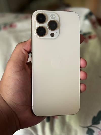 Apple iPhone 16 Pro Max