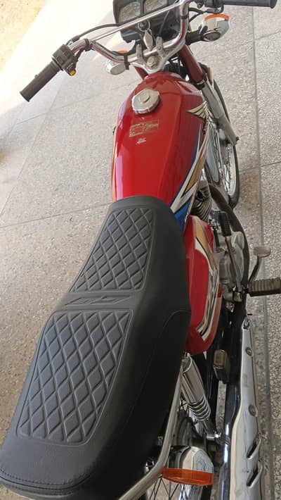 CG 125