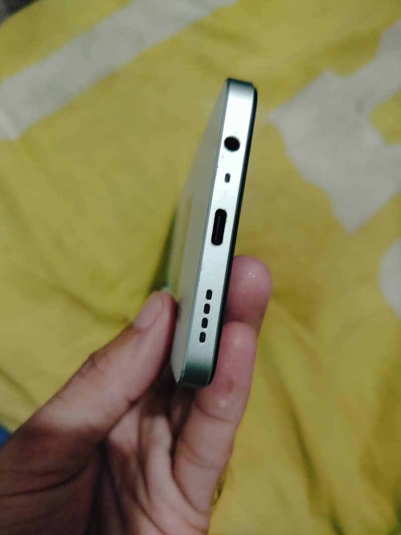 Realme Note 60x 3