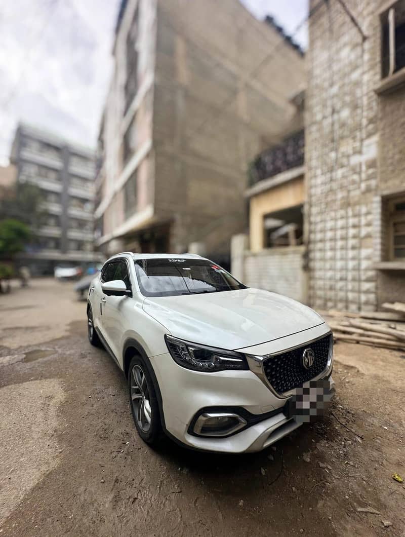 MG HS 2021 1