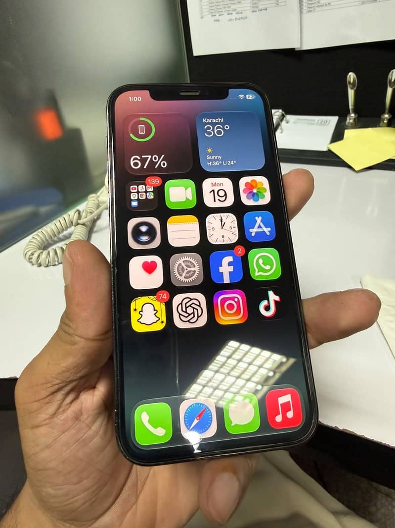 Iphone 12 Pro 4
