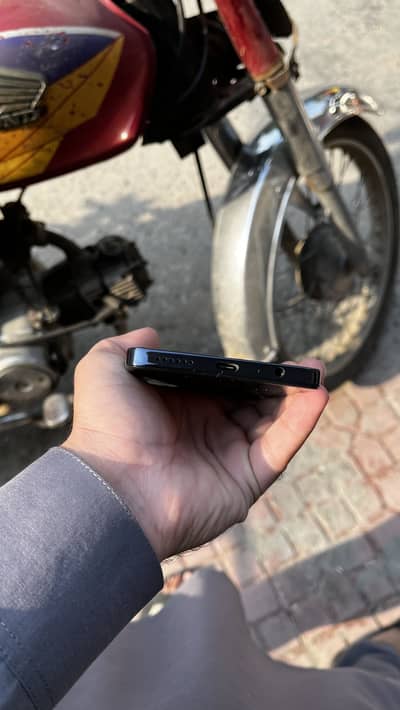 Tecno CAMON 20