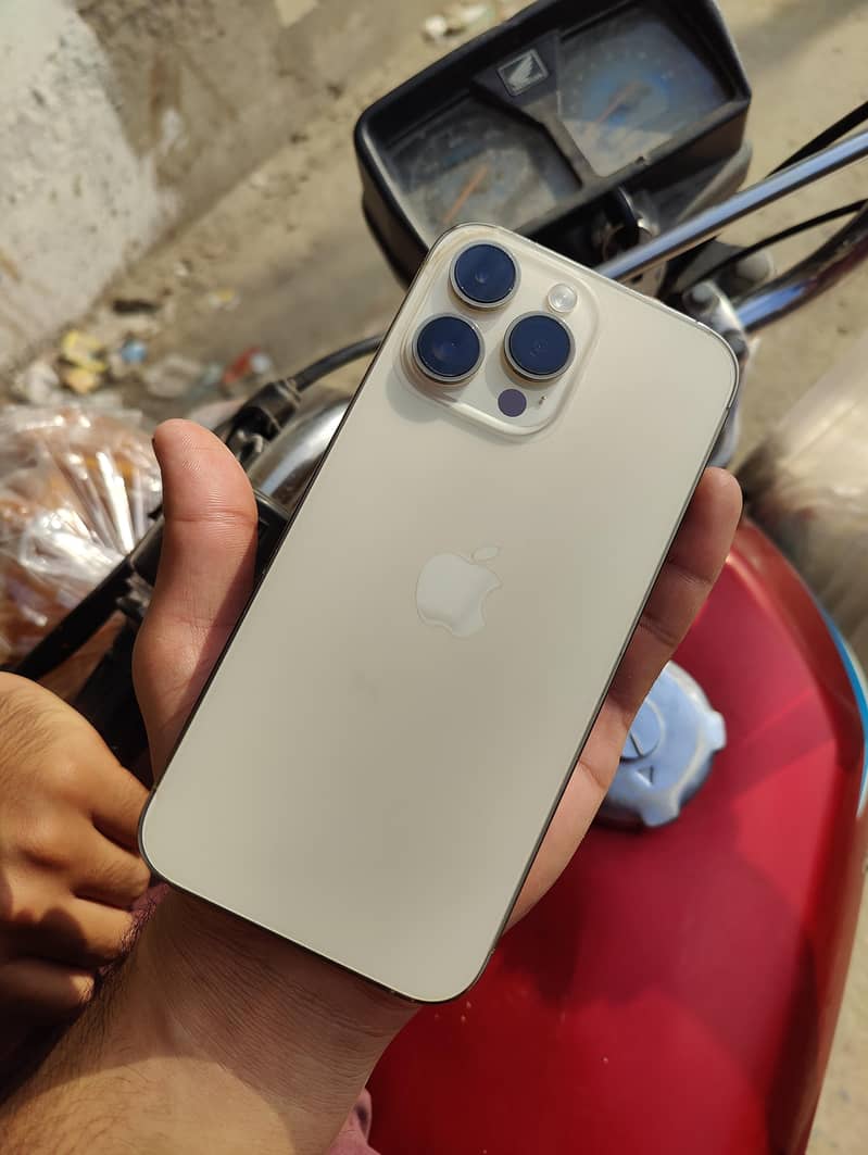Apple iPhone 14 Pro Max 0