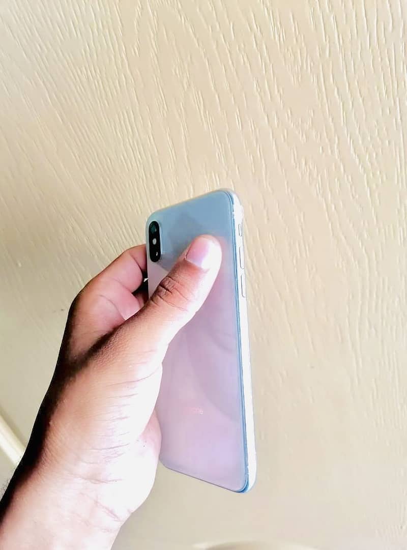 Apple iPhone X 0