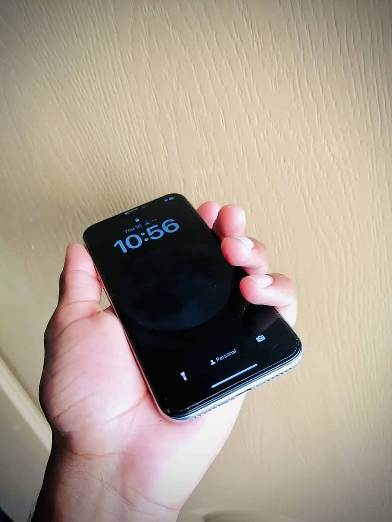 Apple iPhone X 5