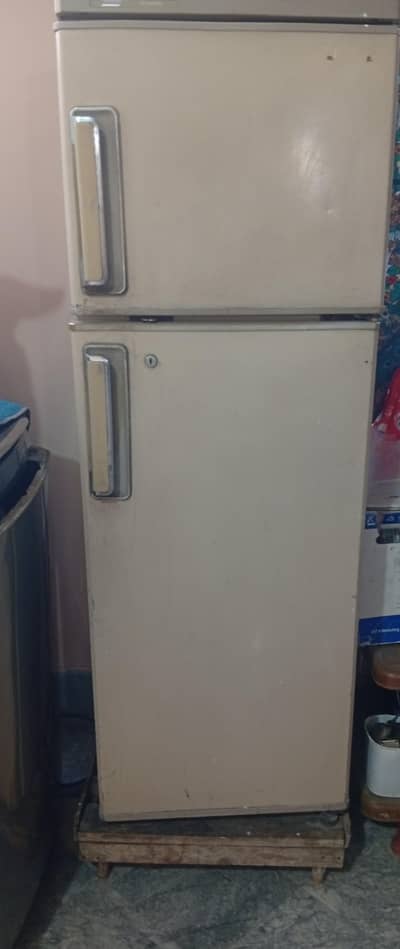 Original Toshiba japani Fridge urgent sale
