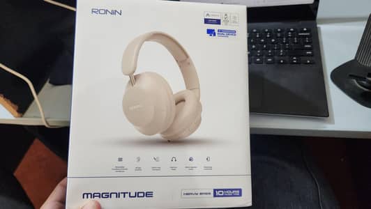 Ronin magnitude Wireless headphones