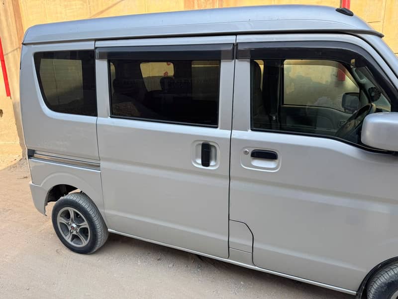 Suzuki Every 2015 4
