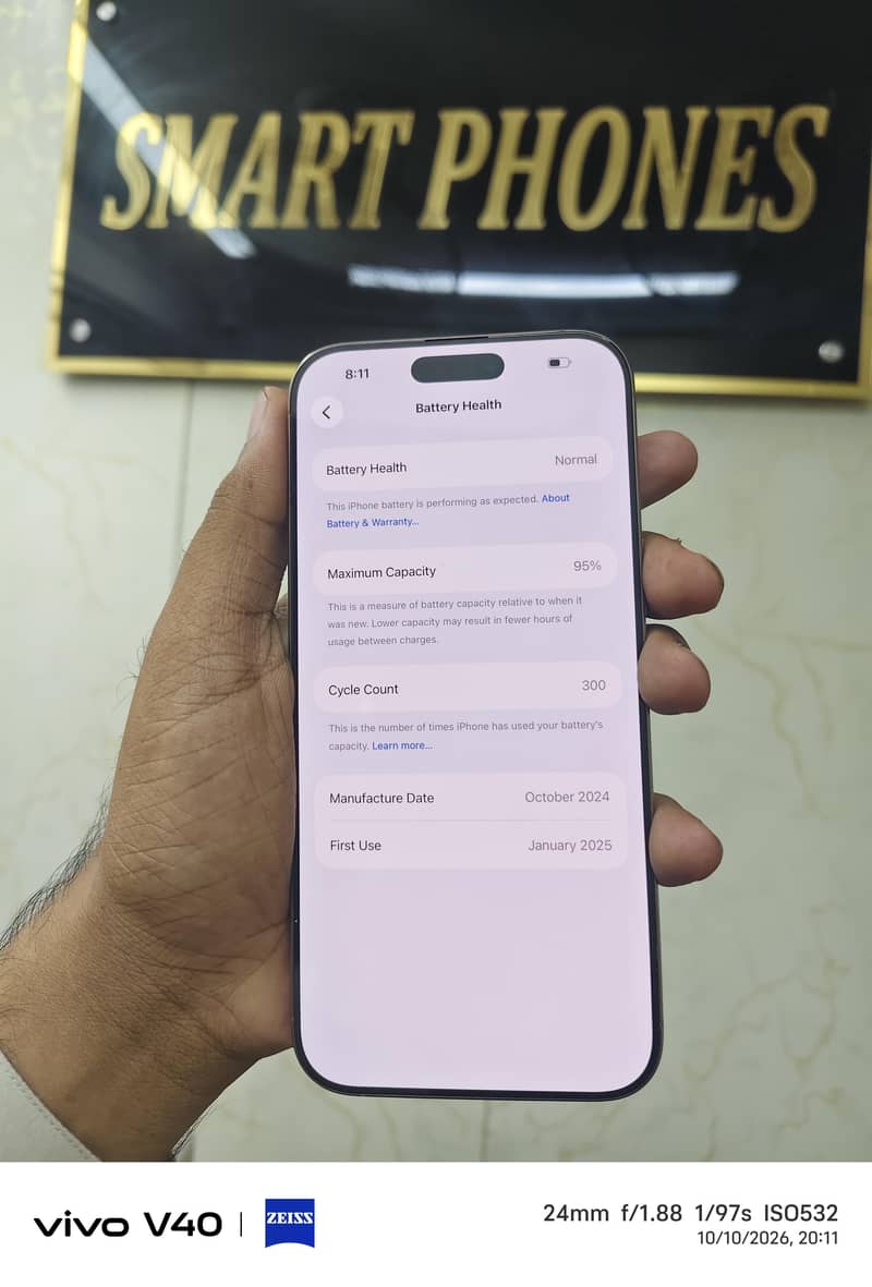 Apple iPhone 16 Pro Max 4