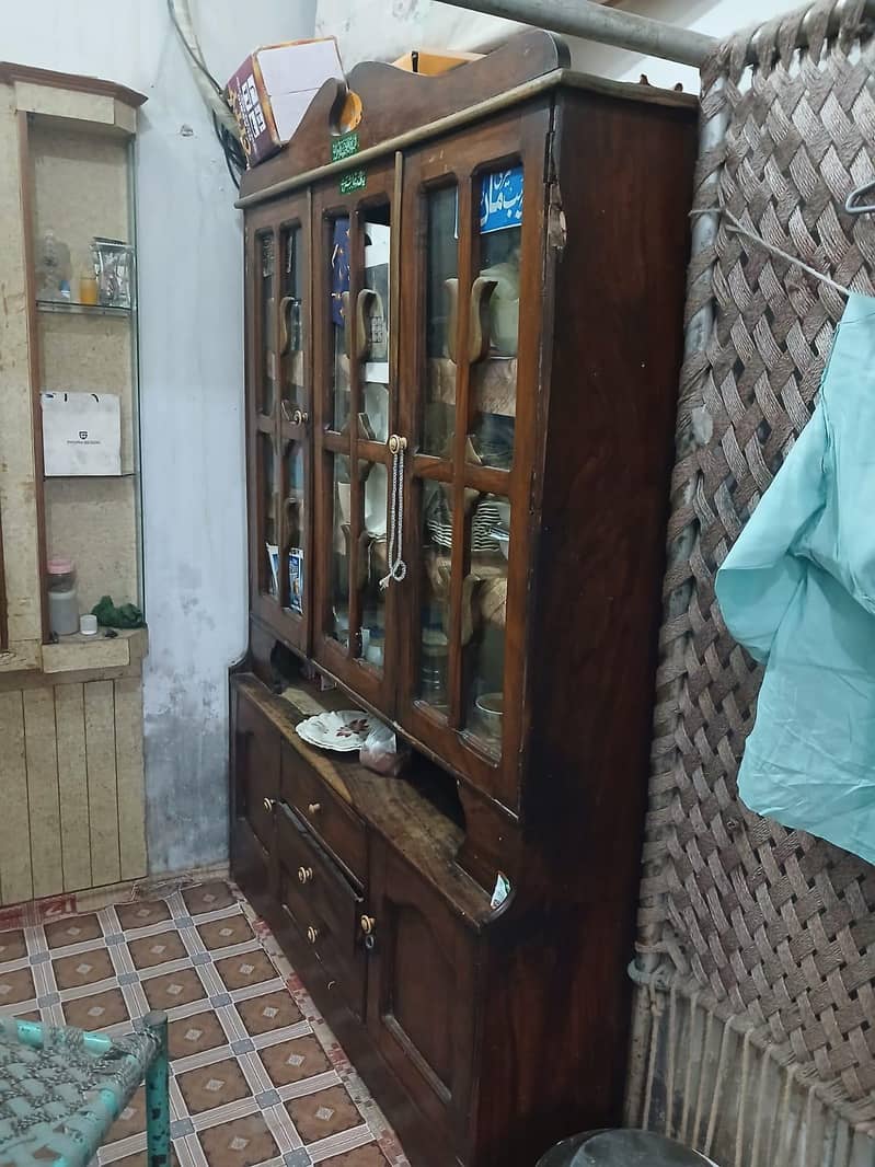 showcase 3
