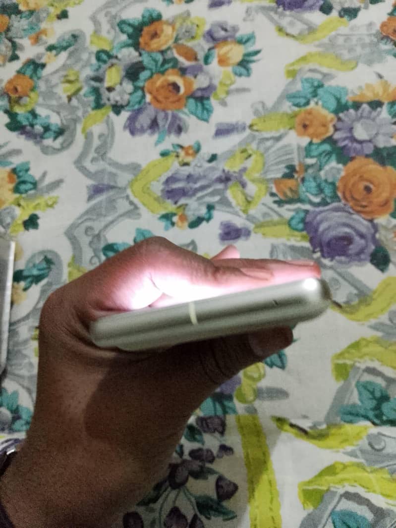 Google Pixel 7 2