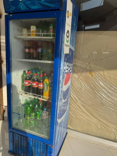 pepsi full size freezer very chill Colling