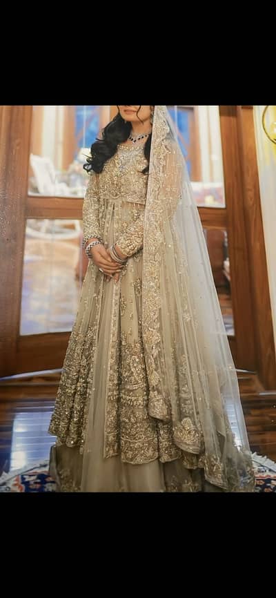 Faiza Saqlain Inspired Bridal Lehnga, Worn Once, Ivory size Small/Med