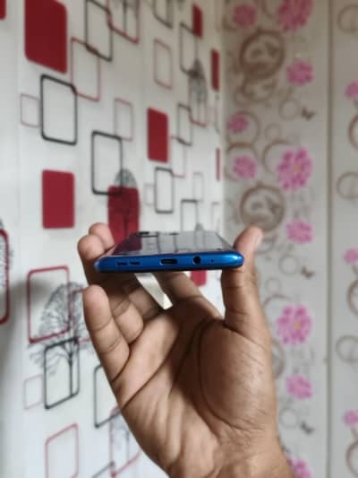 Infinix Hot 12