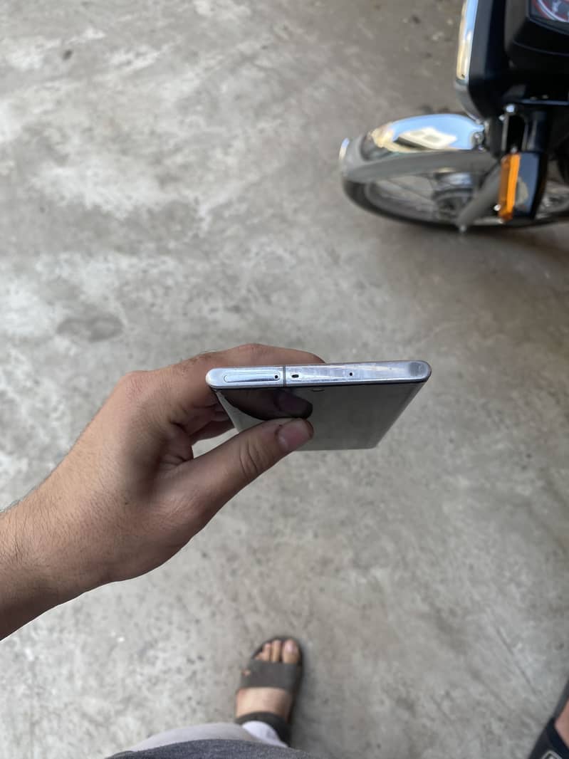 Samsung Mobile Note 10 Plus 2