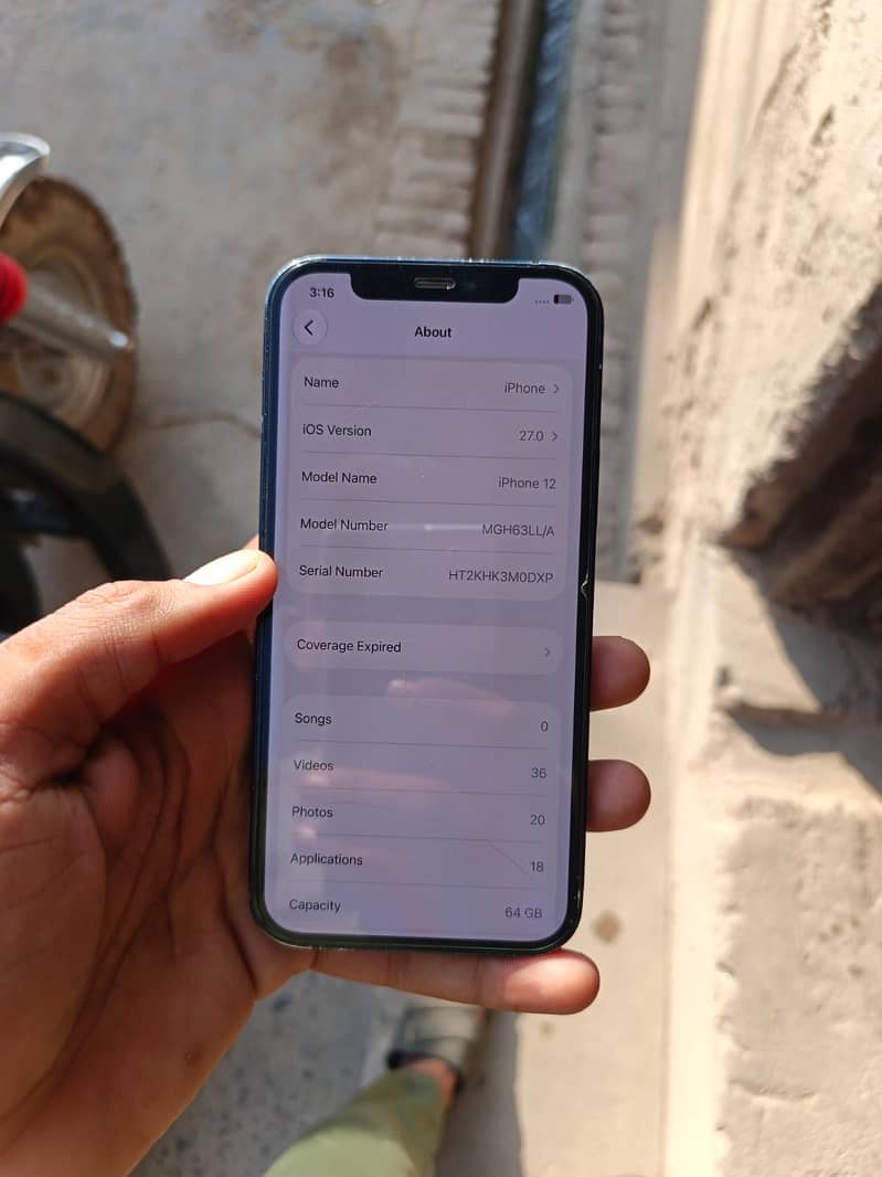 Apple iPhone 12 0