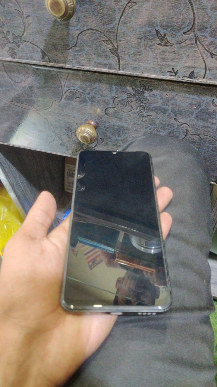 Realme Note 60x 2