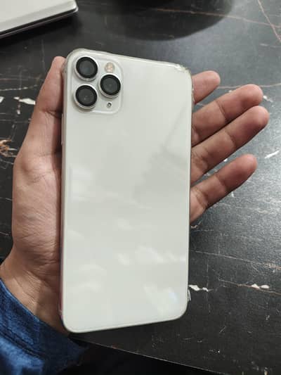 Apple iPhone 11 Pro Max 256 GB PTA approved.
