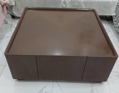 black ock designer center table