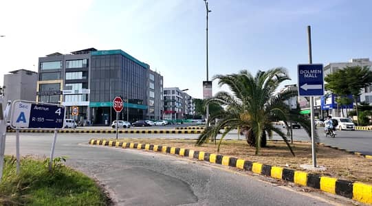 COMMERCIAL PLOT FOR SALE