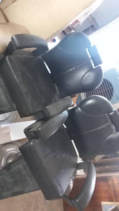 Salon chairs 2