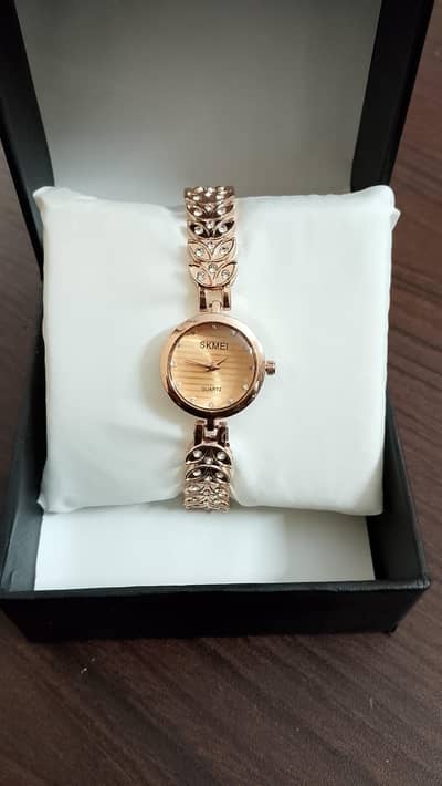 girls watch new classic style beautiful look